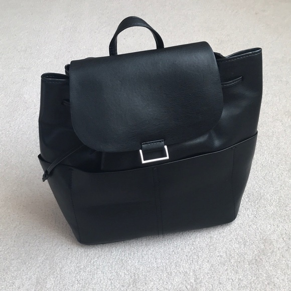 Zara soft backpack with pockets - Picture 4 of 9